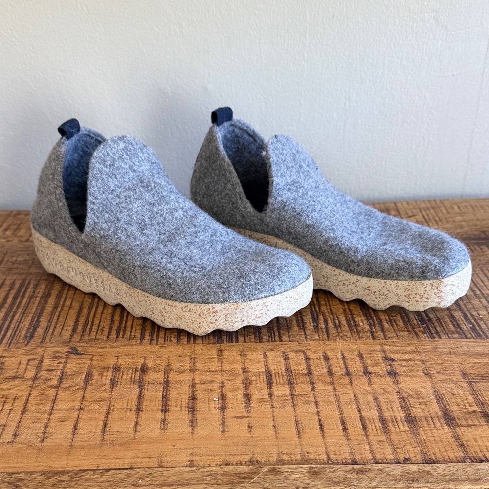 Asportuguesas Wool Slip Ons - Size 38